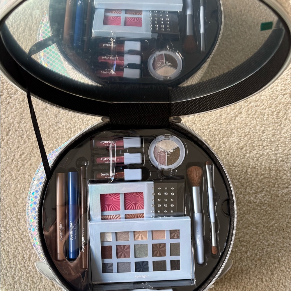 JoyBright Beauty Box DISCO DREAMS 33 piece collection $167 value x2 Brand New